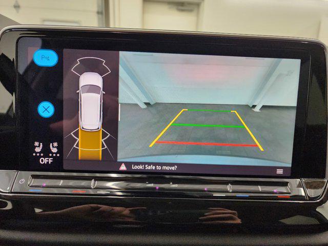 used 2025 Volkswagen Atlas car, priced at $35,991