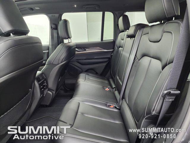 new 2025 Jeep Grand Cherokee car, priced at $47,551