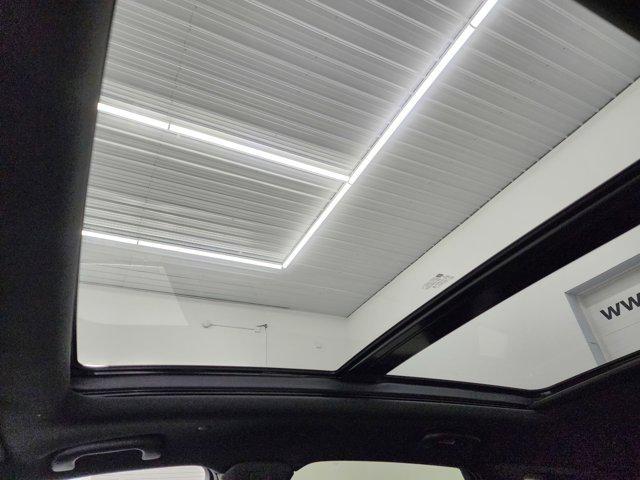 used 2020 Cadillac XT5 car, priced at $24,999