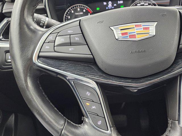 used 2020 Cadillac XT5 car, priced at $24,999