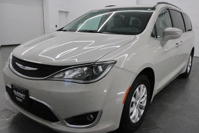 used 2017 Chrysler Pacifica car, priced at $12,999