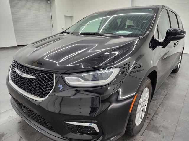 used 2024 Chrysler Pacifica car, priced at $27,999