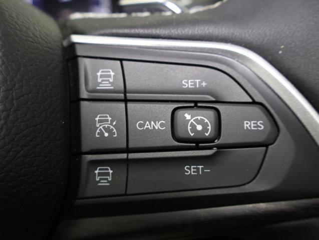 used 2025 Jeep Grand Cherokee car, priced at $43,999