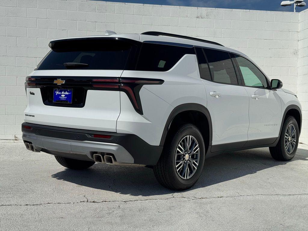 used 2026 Chevrolet Traverse car, priced at $39,773