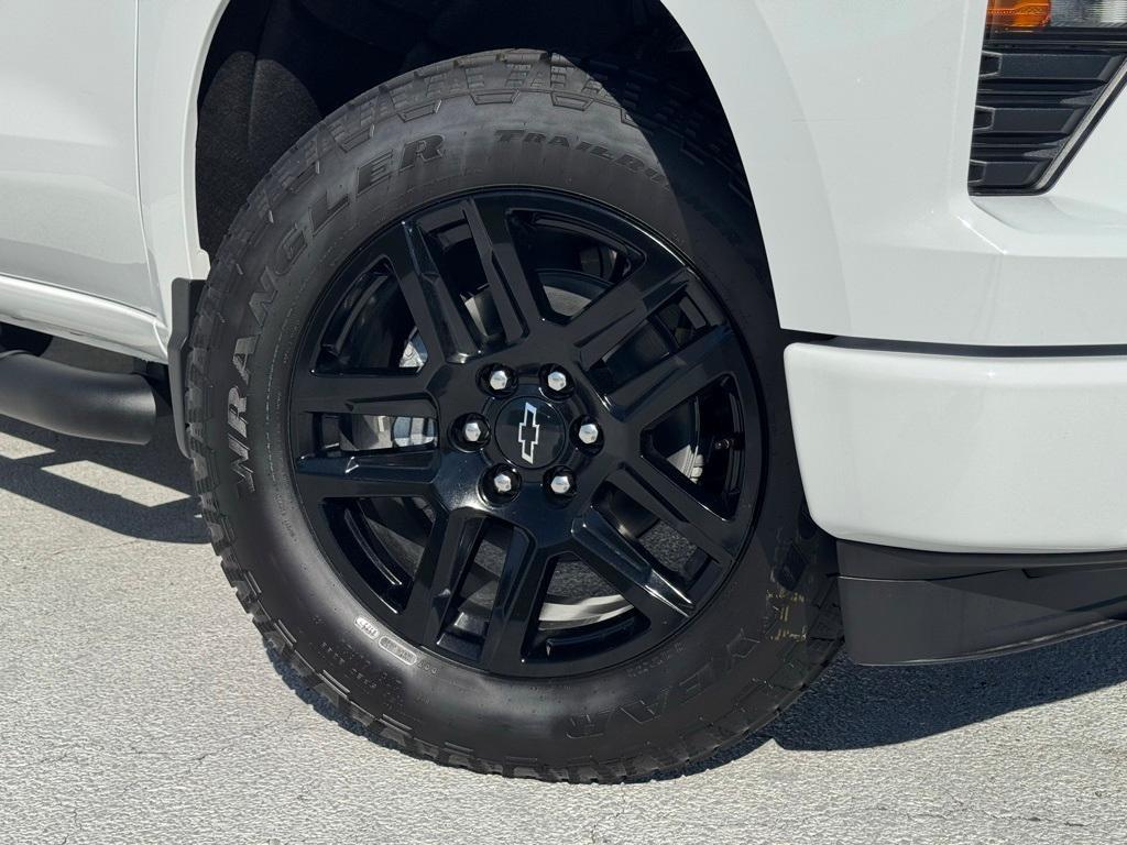 new 2026 Chevrolet Silverado 1500 car, priced at $41,035