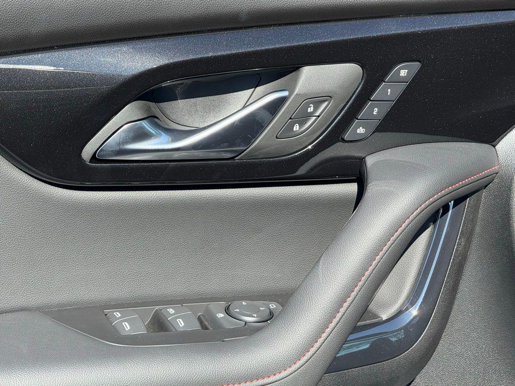 new 2025 Chevrolet Blazer car, priced at $45,402