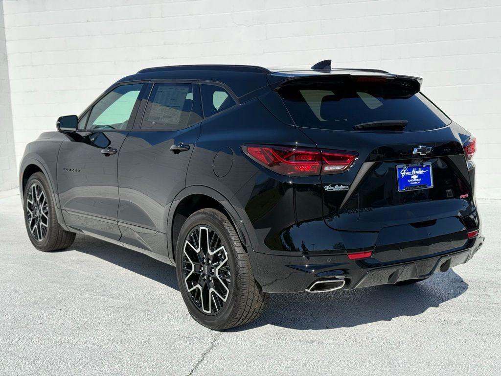new 2025 Chevrolet Blazer car, priced at $45,402