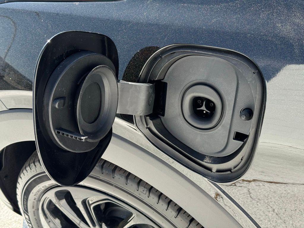 new 2027 Chevrolet Bolt car, priced at $31,594