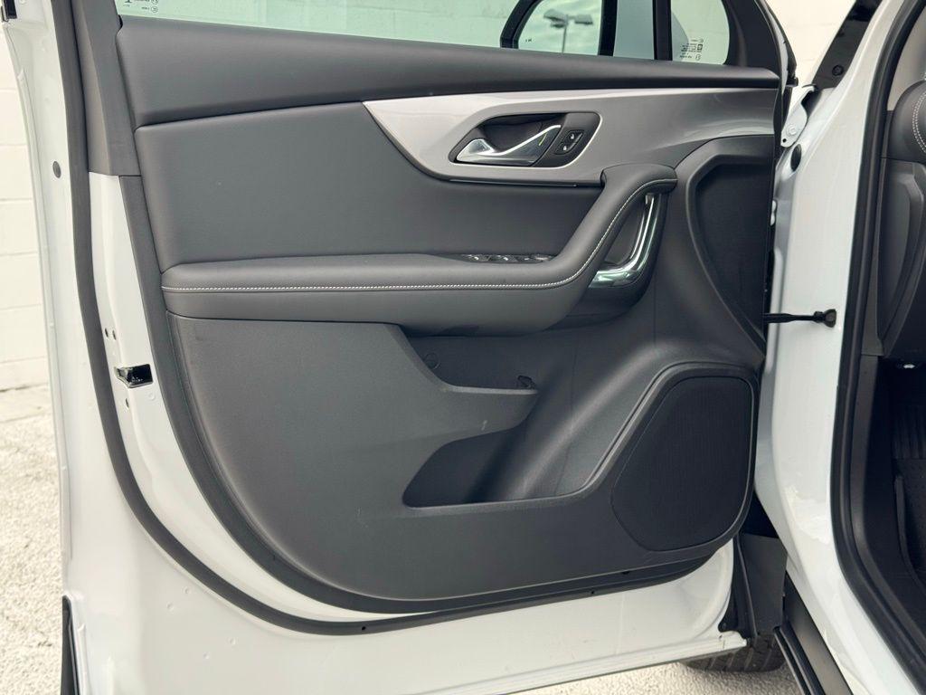 new 2026 Chevrolet Blazer car, priced at $35,037