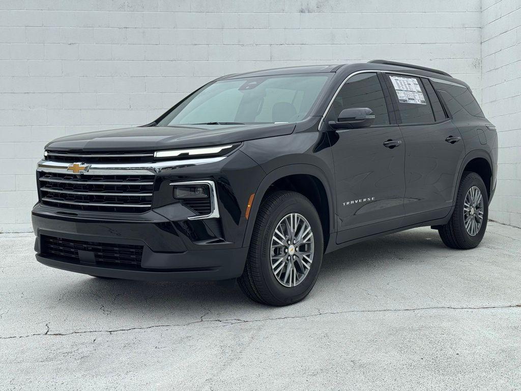 new 2026 Chevrolet Traverse car, priced at $40,712