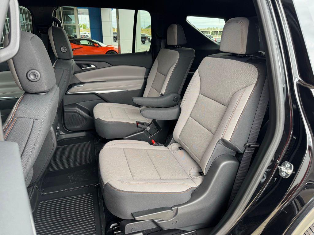 new 2026 Chevrolet Traverse car, priced at $40,712