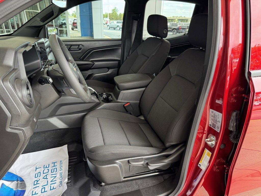 new 2026 Chevrolet Colorado car, priced at $33,745