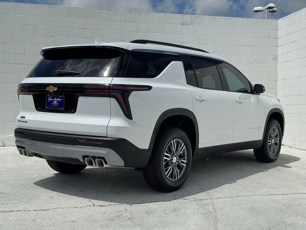 new 2026 Chevrolet Traverse car, priced at $40,712
