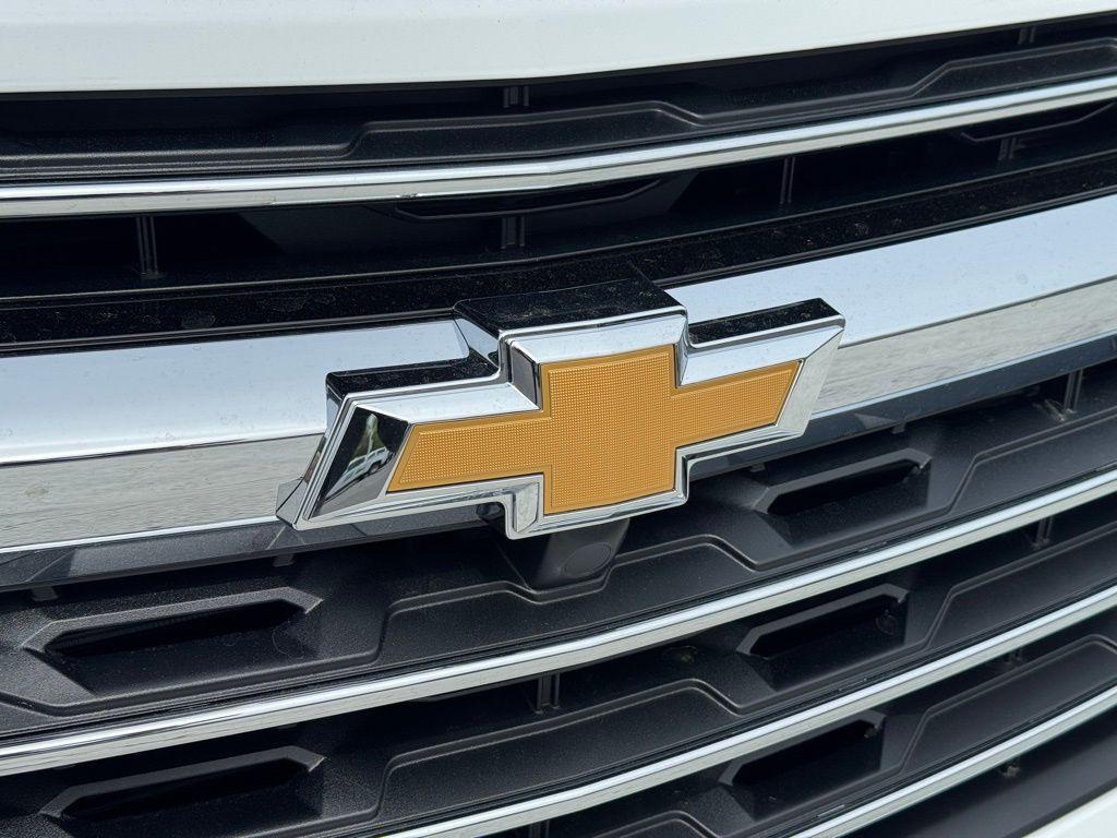 new 2026 Chevrolet Traverse car, priced at $41,712