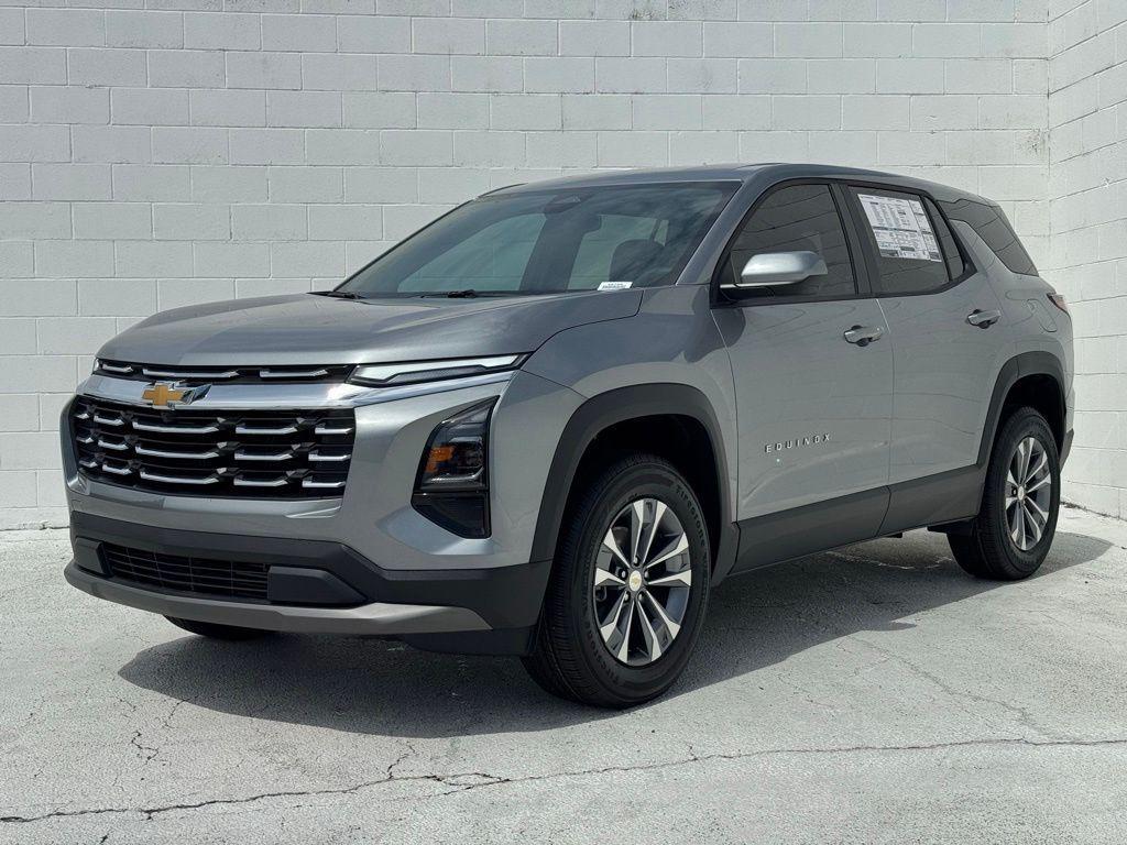 new 2026 Chevrolet Equinox car, priced at $28,052