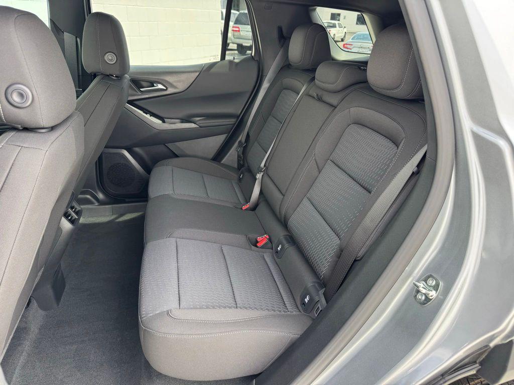new 2026 Chevrolet Equinox car, priced at $28,052