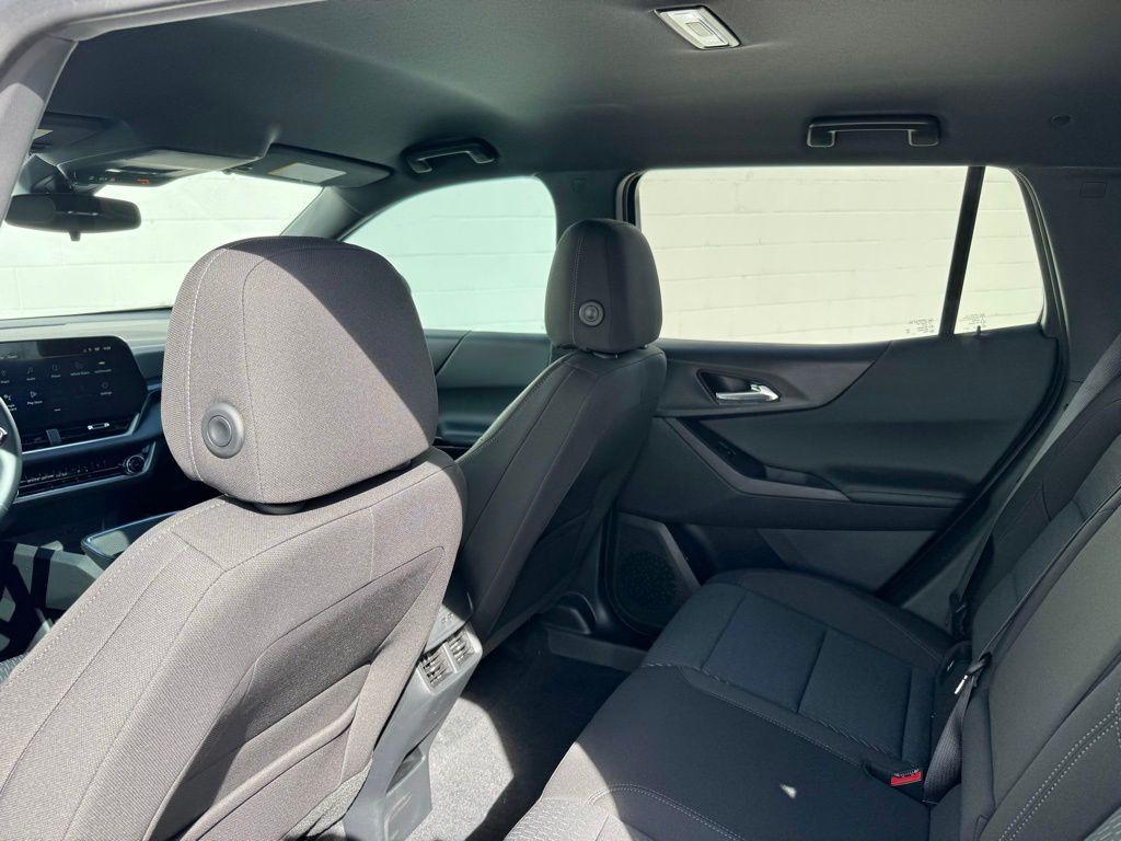 new 2026 Chevrolet Equinox car, priced at $26,487