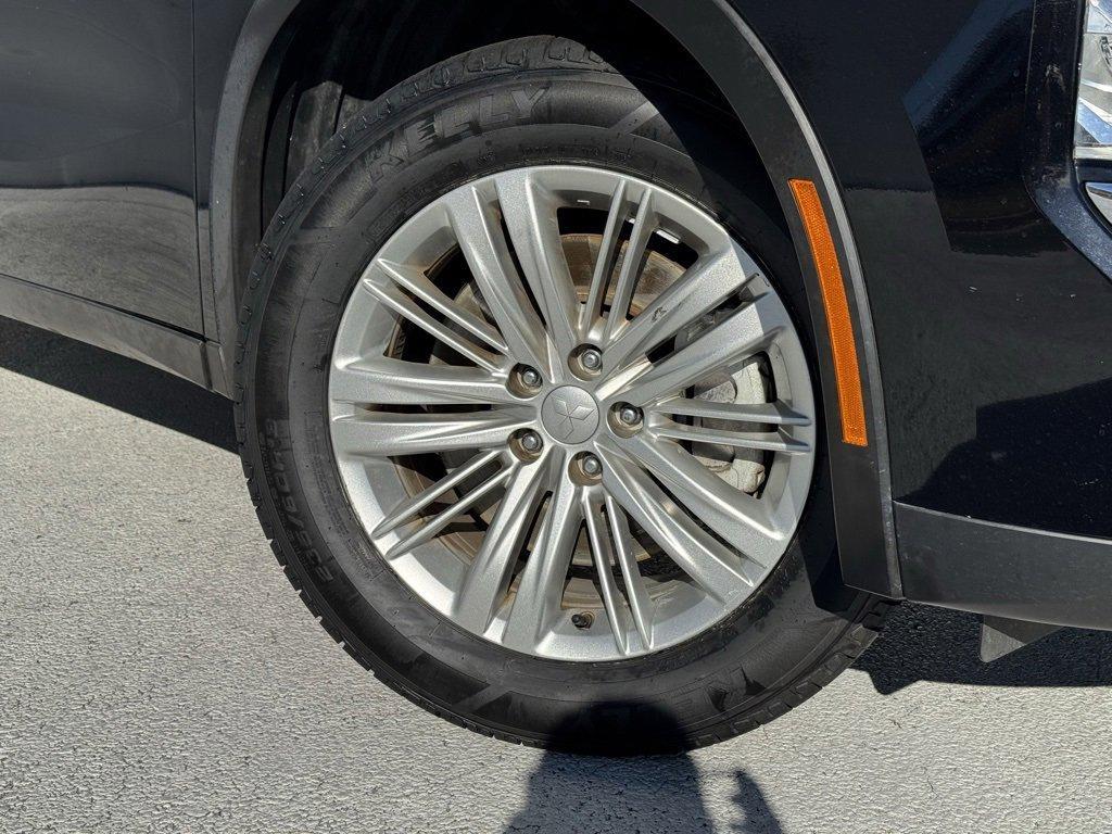 used 2024 Mitsubishi Outlander car, priced at $21,993