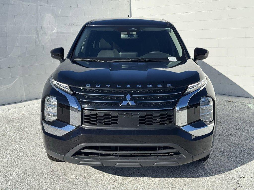 used 2024 Mitsubishi Outlander car, priced at $21,993