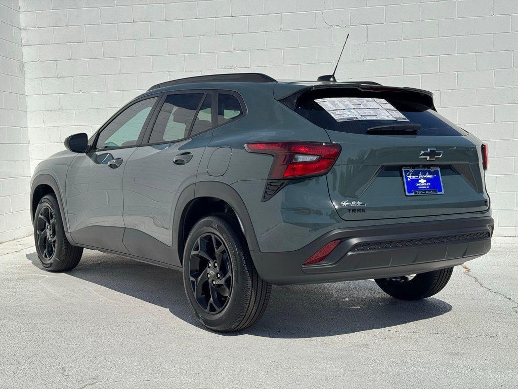 new 2026 Chevrolet Trax car, priced at $25,922