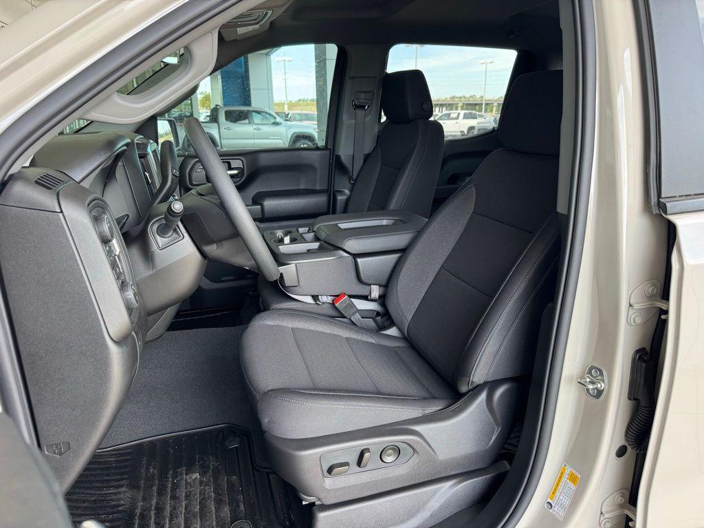 new 2026 Chevrolet Silverado 1500 car, priced at $44,430