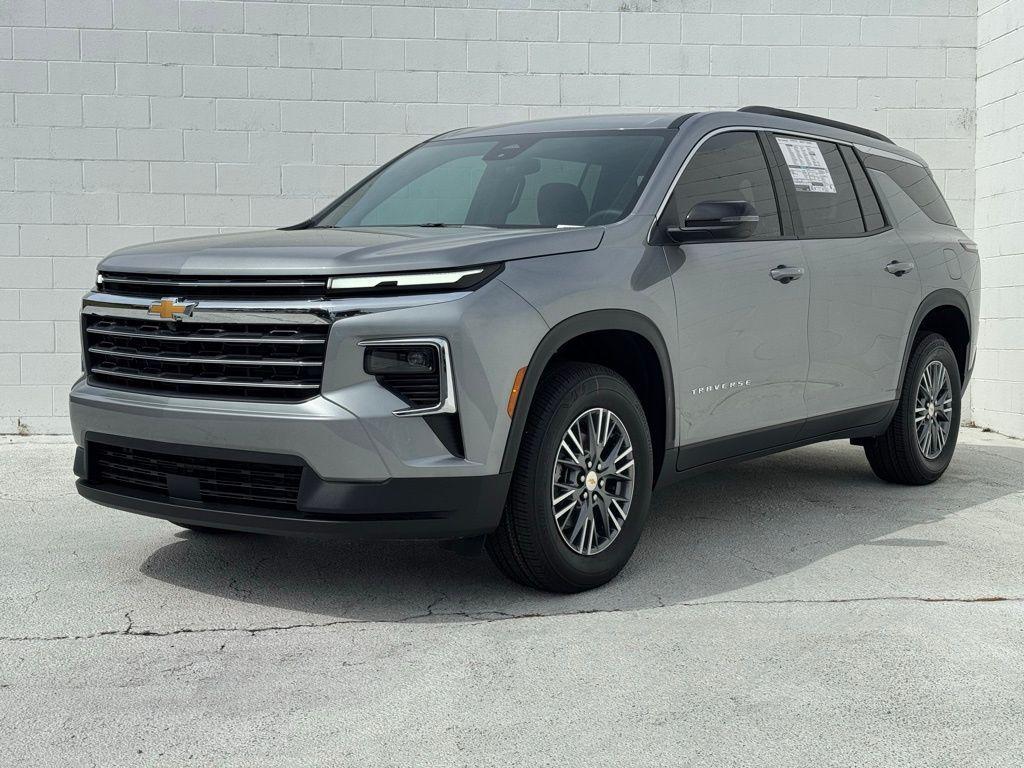 new 2026 Chevrolet Traverse car, priced at $39,962