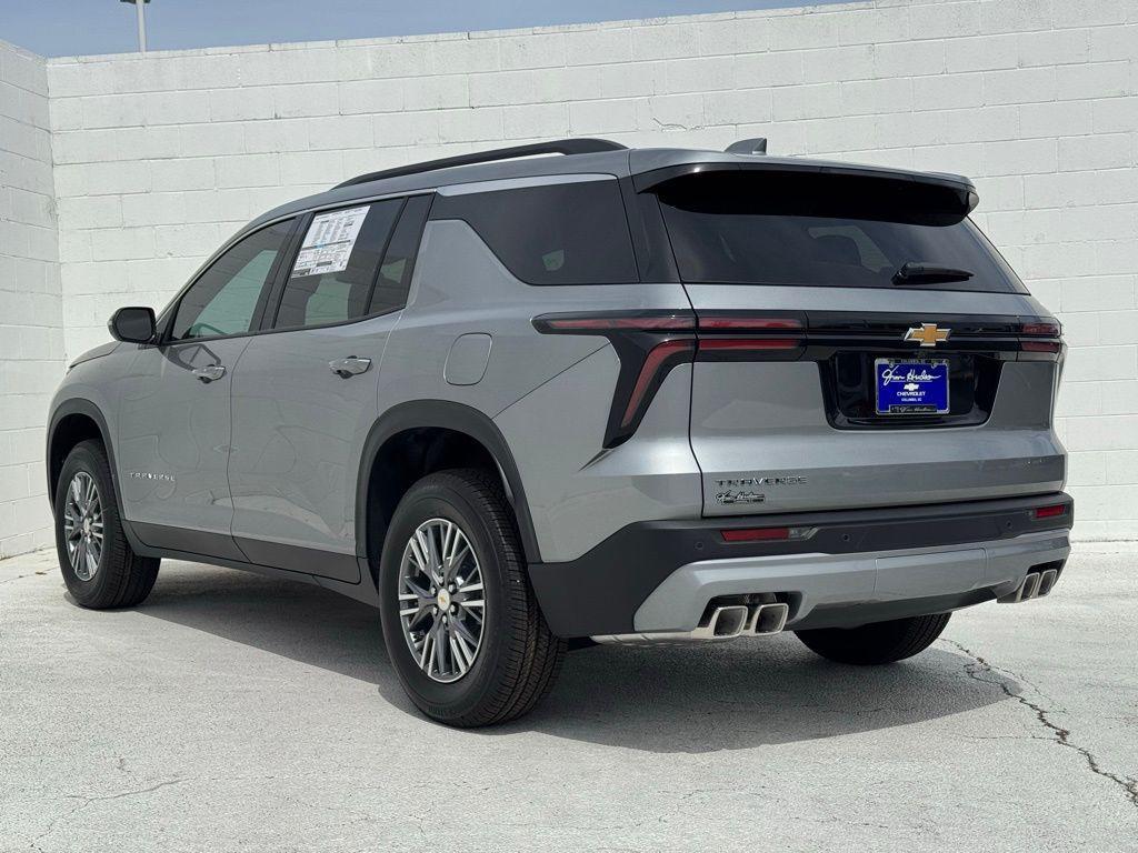 new 2026 Chevrolet Traverse car, priced at $39,962