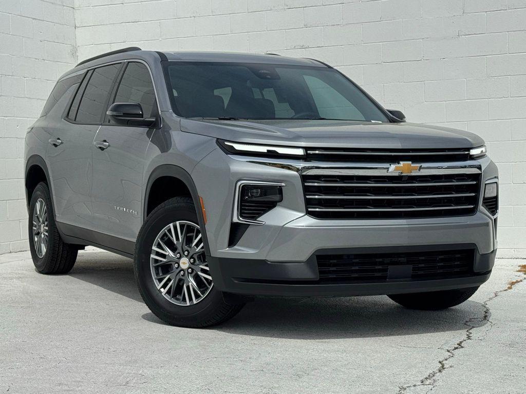 new 2026 Chevrolet Traverse car, priced at $39,962