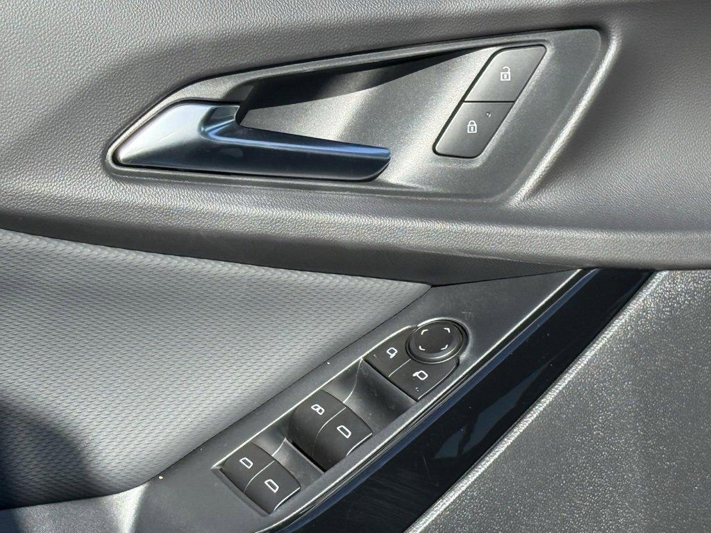 new 2026 Chevrolet Equinox car, priced at $27,320