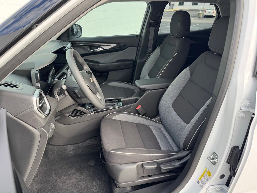 new 2026 Chevrolet TrailBlazer car, priced at $26,345