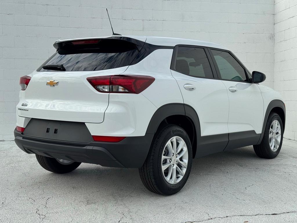 new 2026 Chevrolet TrailBlazer car, priced at $26,345