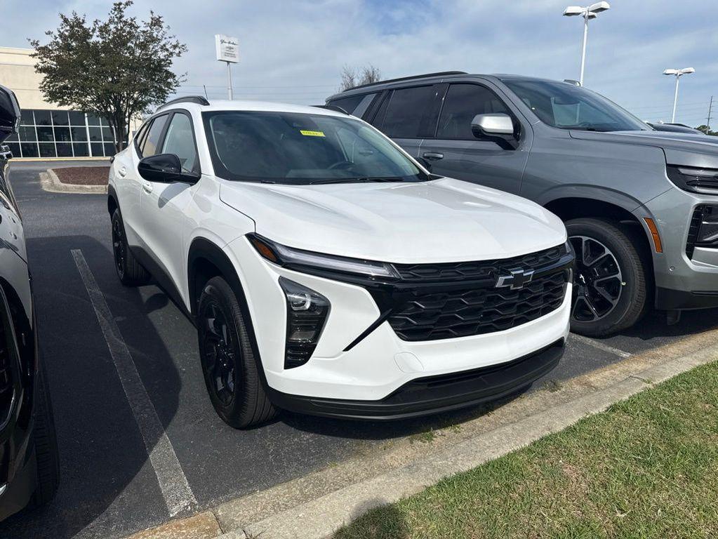 new 2026 Chevrolet Trax car, priced at $26,317