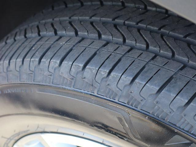 used 2023 Chevrolet Traverse car, priced at $34,988