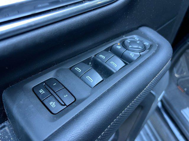 used 2022 GMC Yukon XL car, priced at $49,988