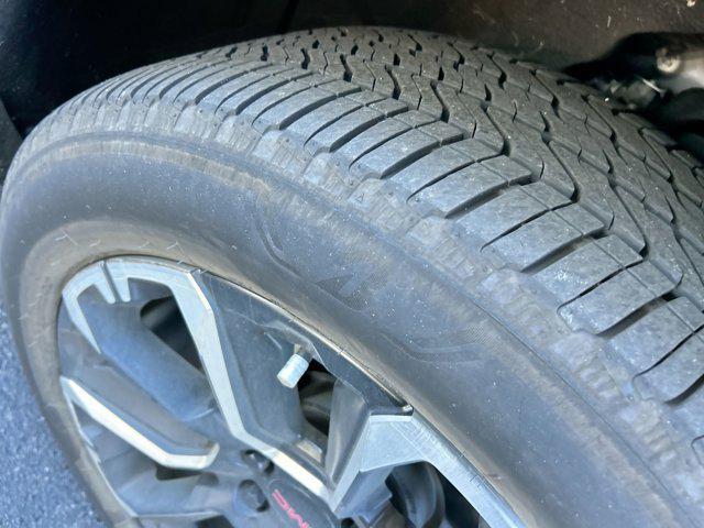 used 2022 GMC Yukon XL car, priced at $49,988