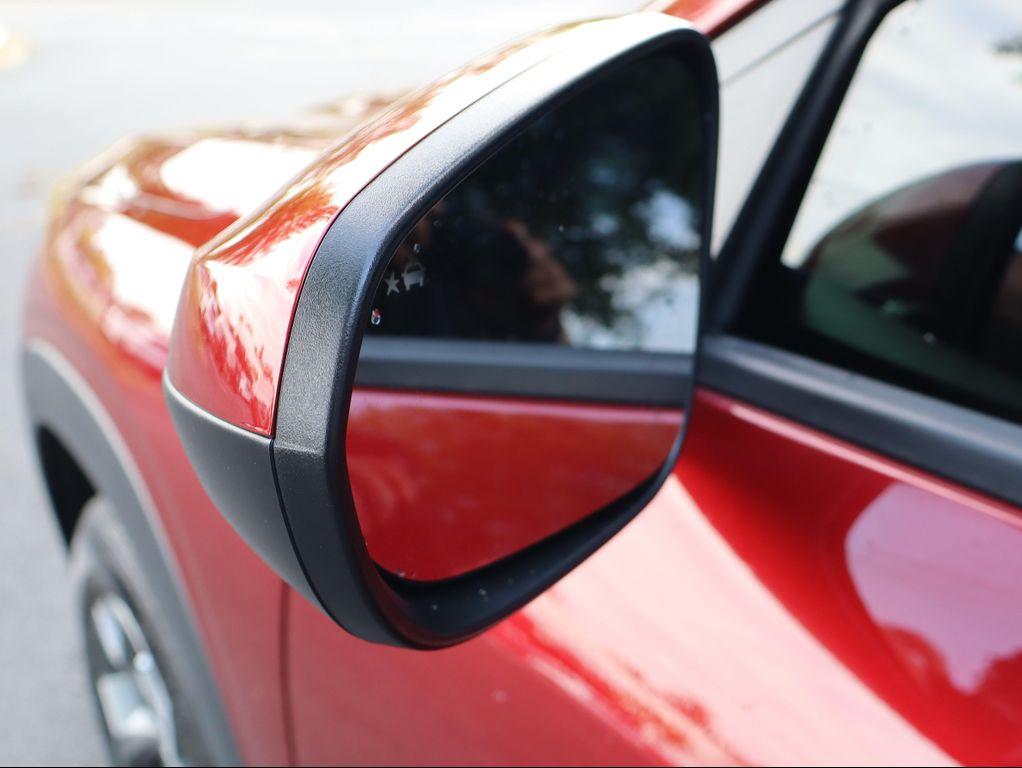 used 2025 Chevrolet Trax car, priced at $26,127