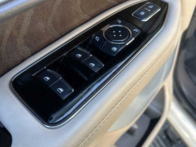 used 2024 Lincoln Navigator car, priced at $79,988