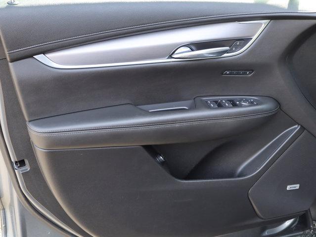 used 2021 Cadillac XT6 car, priced at $29,988