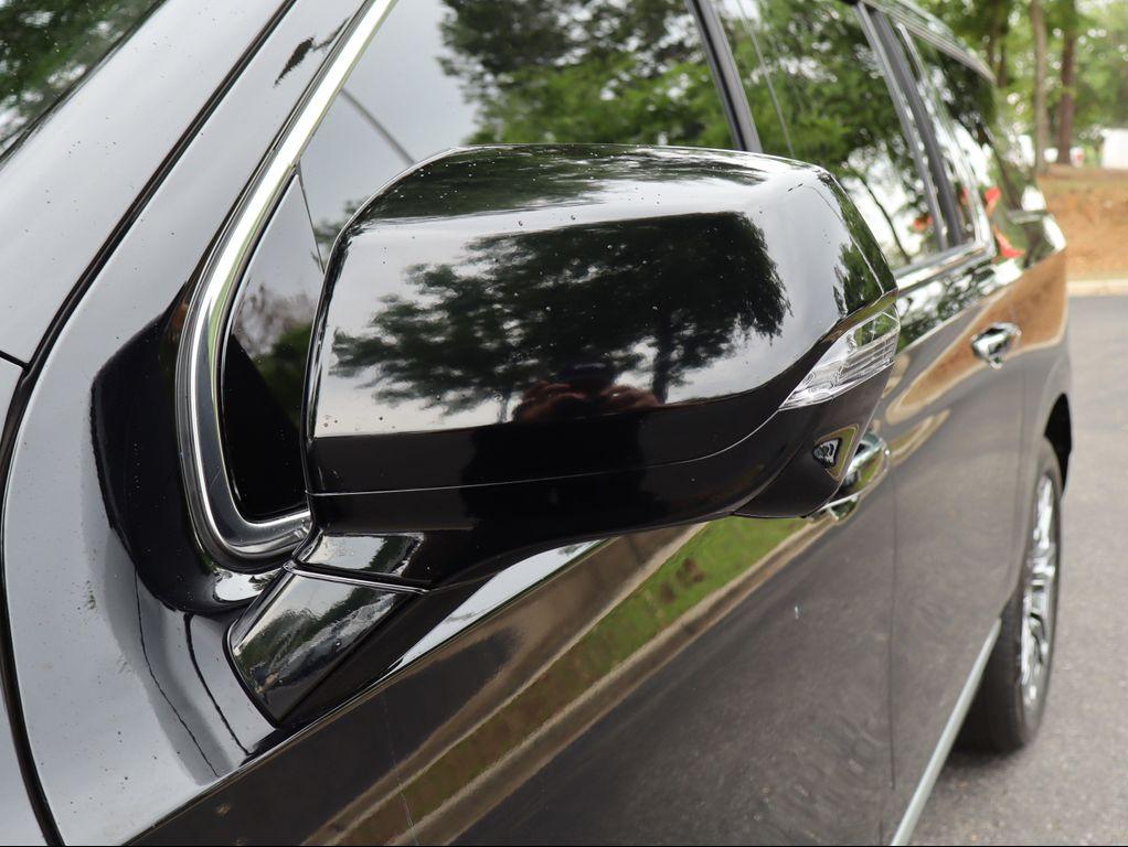 used 2025 GMC Yukon XL car, priced at $86,127