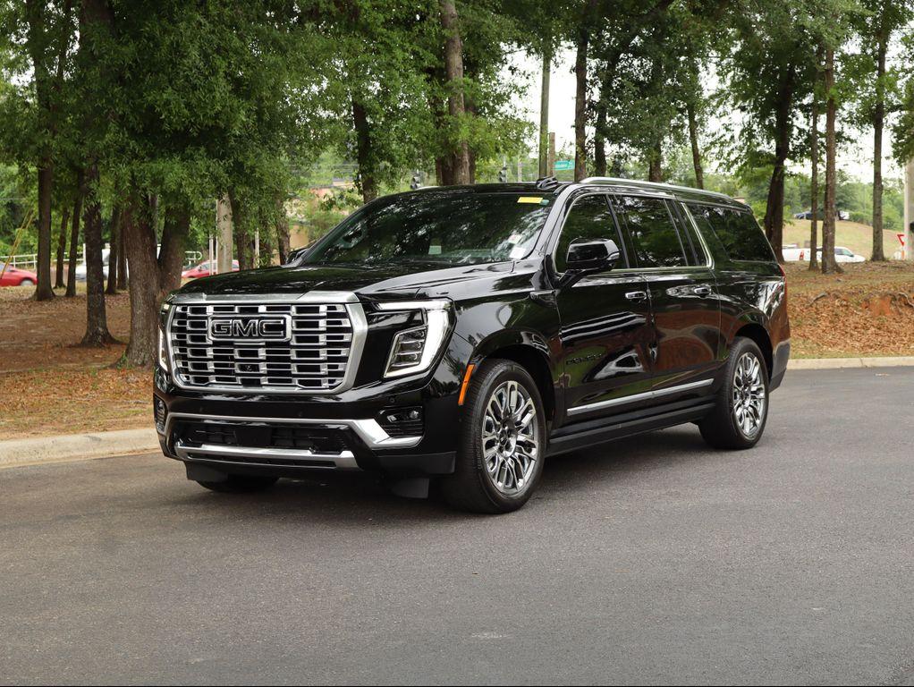 used 2025 GMC Yukon XL car, priced at $86,127