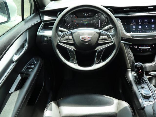used 2024 Cadillac XT5 car, priced at $39,988