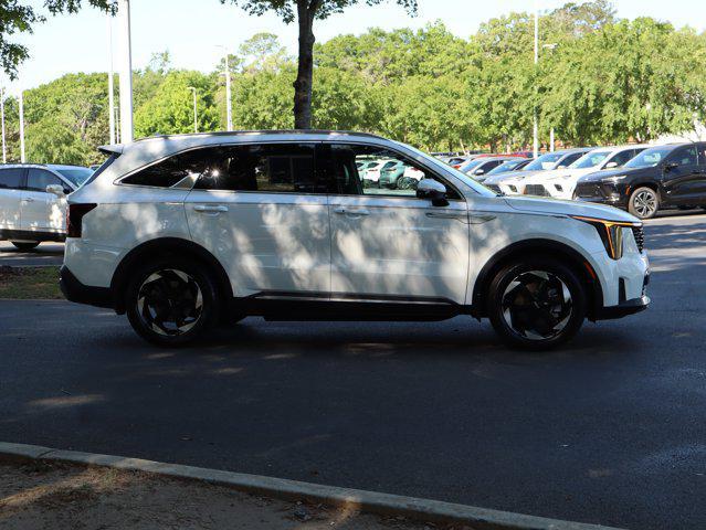 used 2025 Kia Sorento Hybrid car, priced at $34,988
