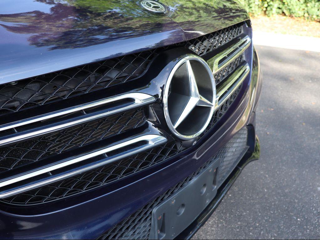 Mercedes-Benz GLE view 15