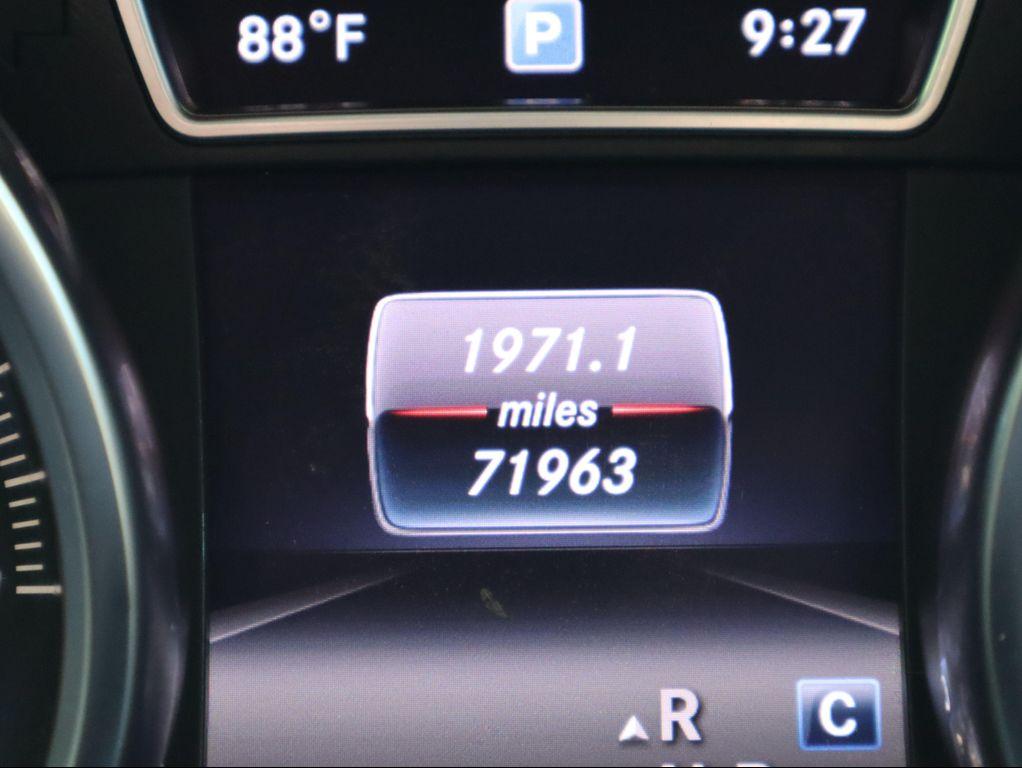 Mercedes-Benz GLE view 31