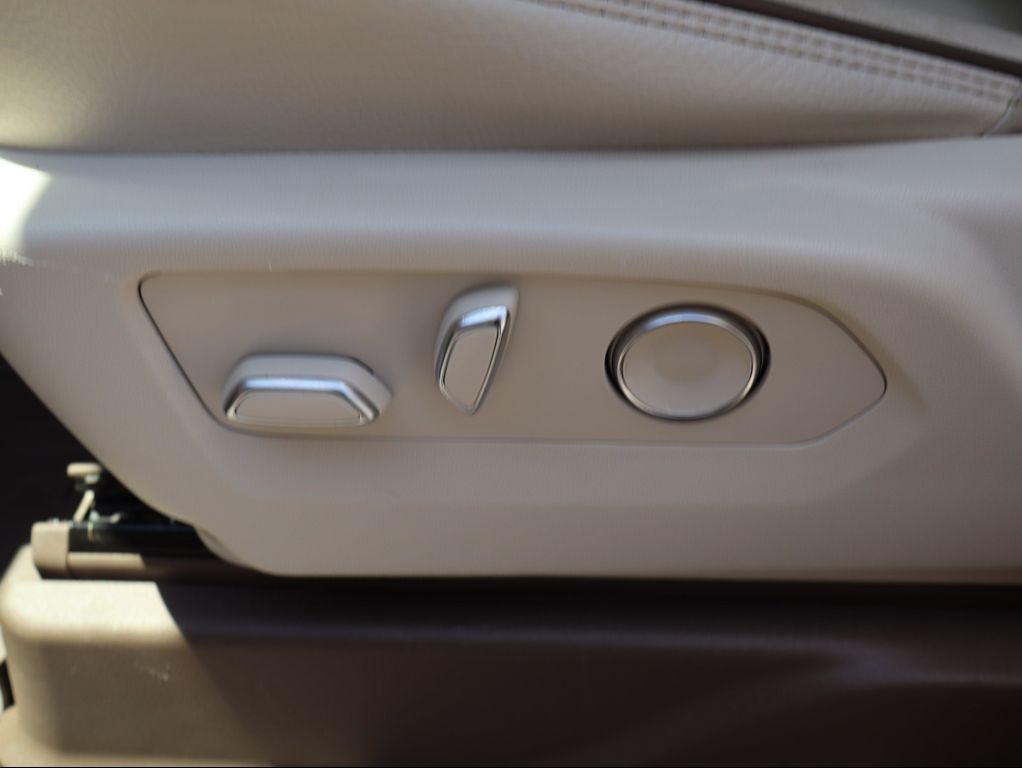 used 2021 GMC Yukon car, priced at $56,127