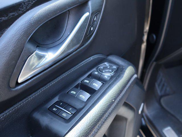 used 2023 GMC Yukon XL car, priced at $66,127