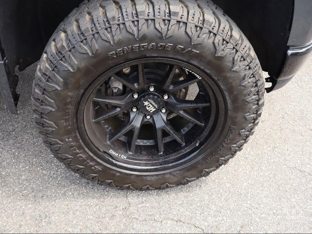 used 2021 Chevrolet Silverado 1500 car, priced at $49,127