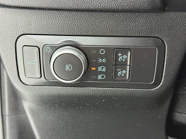 used 2020 Ford Escape car, priced at $15,776