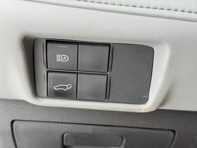 used 2021 Toyota Highlander car, priced at $19,653