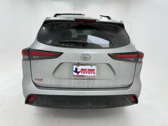 used 2024 Toyota Highlander car, priced at $31,380